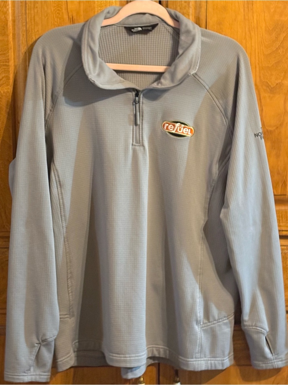 The North Face Men’s Light Gray Half-Zip Pullover Refuel Logo XXL
